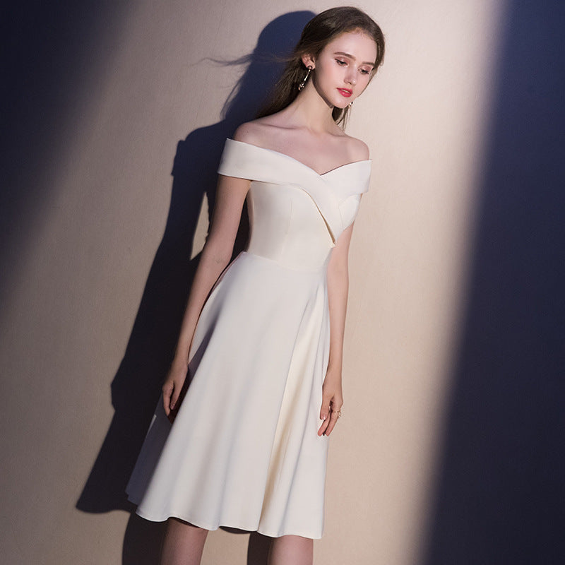 Annual Meeting Small Dress 2022 New Small Man Can Wear One-shoulder Evening Dress Party Party Dress