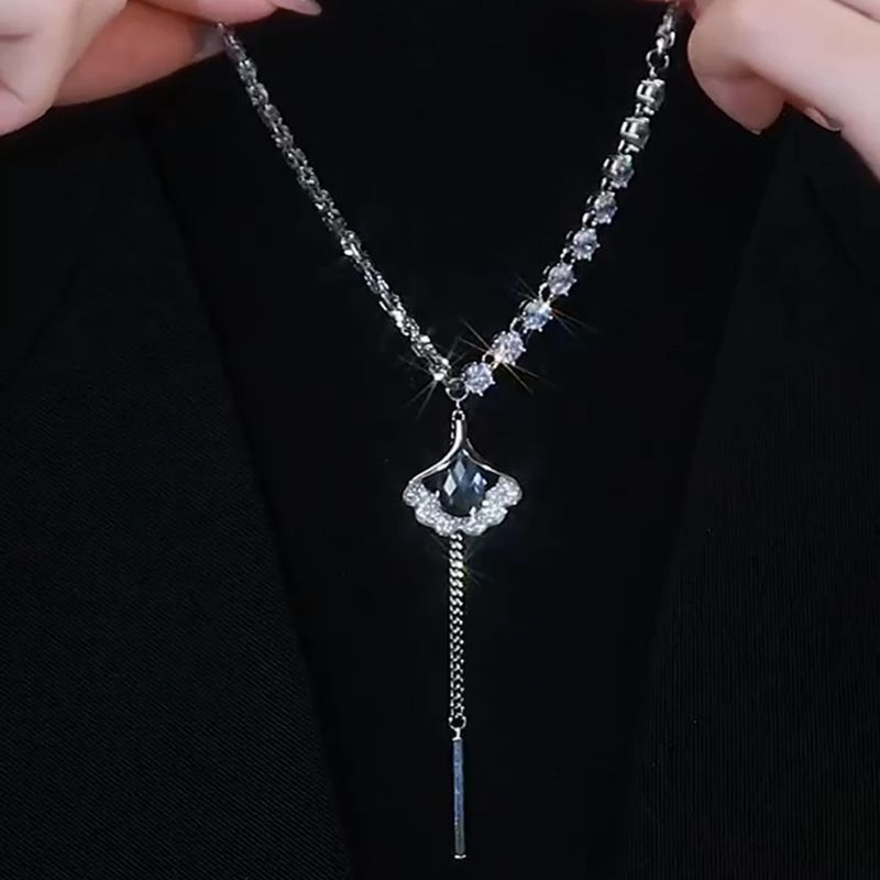 Diamond-embedded Long Necklace